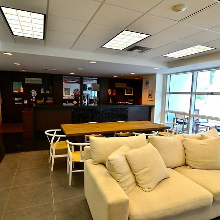 Riviera Luxury Living At River Oaks Marina And Tower Miami Bagian luar foto