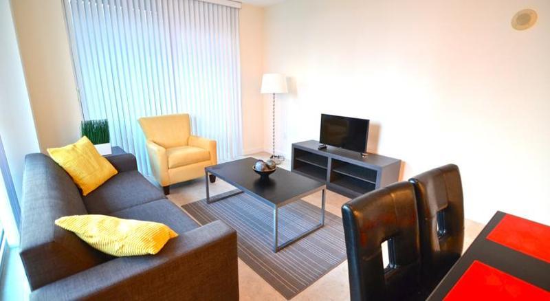 Riviera Luxury Living At River Oaks Marina And Tower Miami Bagian luar foto