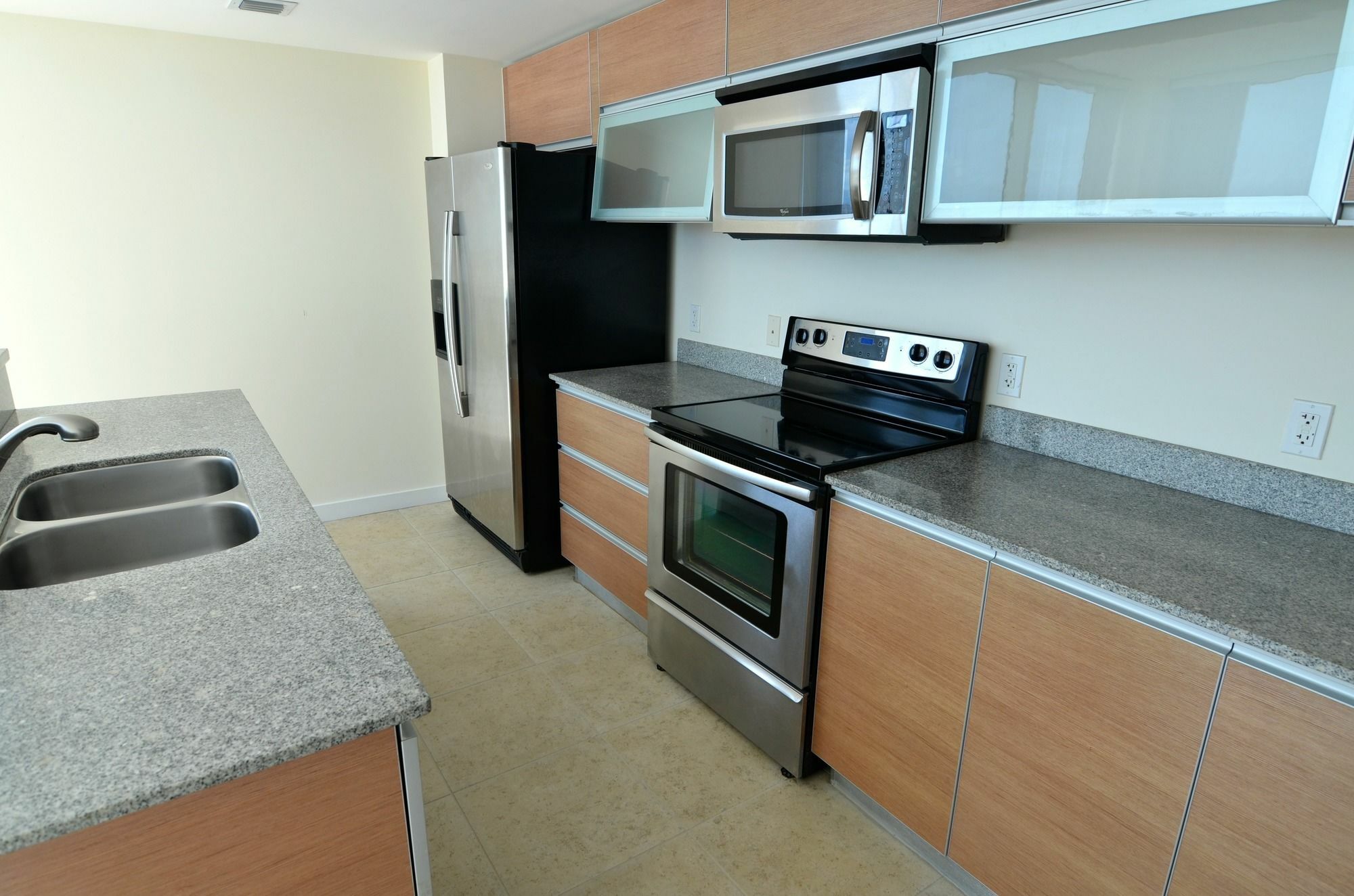 Riviera Luxury Living At River Oaks Marina And Tower Miami Bagian luar foto
