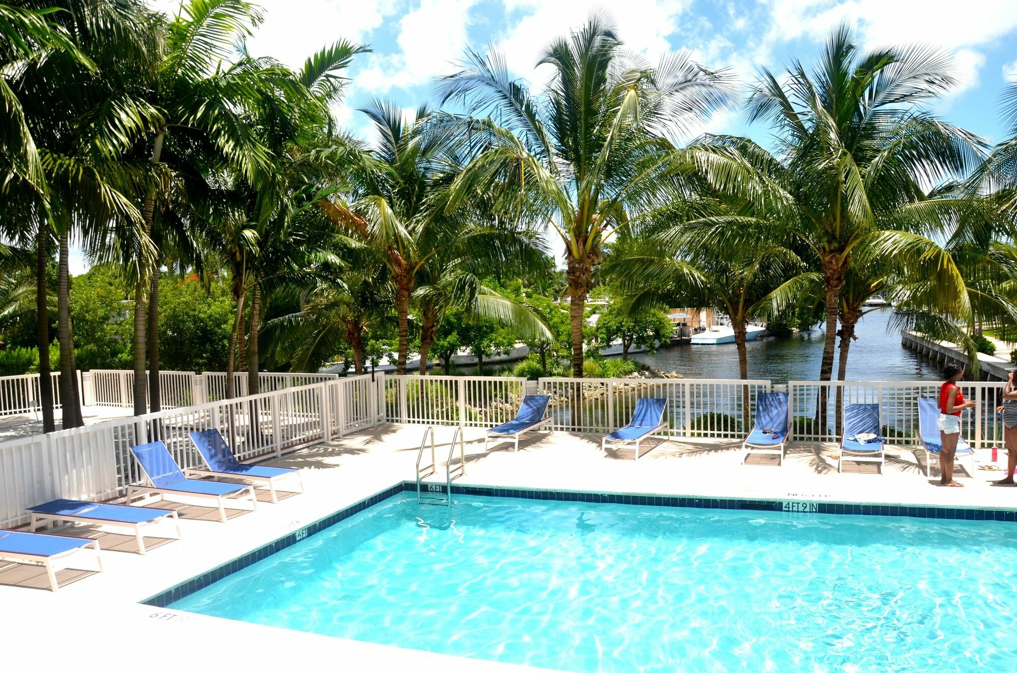 Riviera Luxury Living At River Oaks Marina And Tower Miami Bagian luar foto