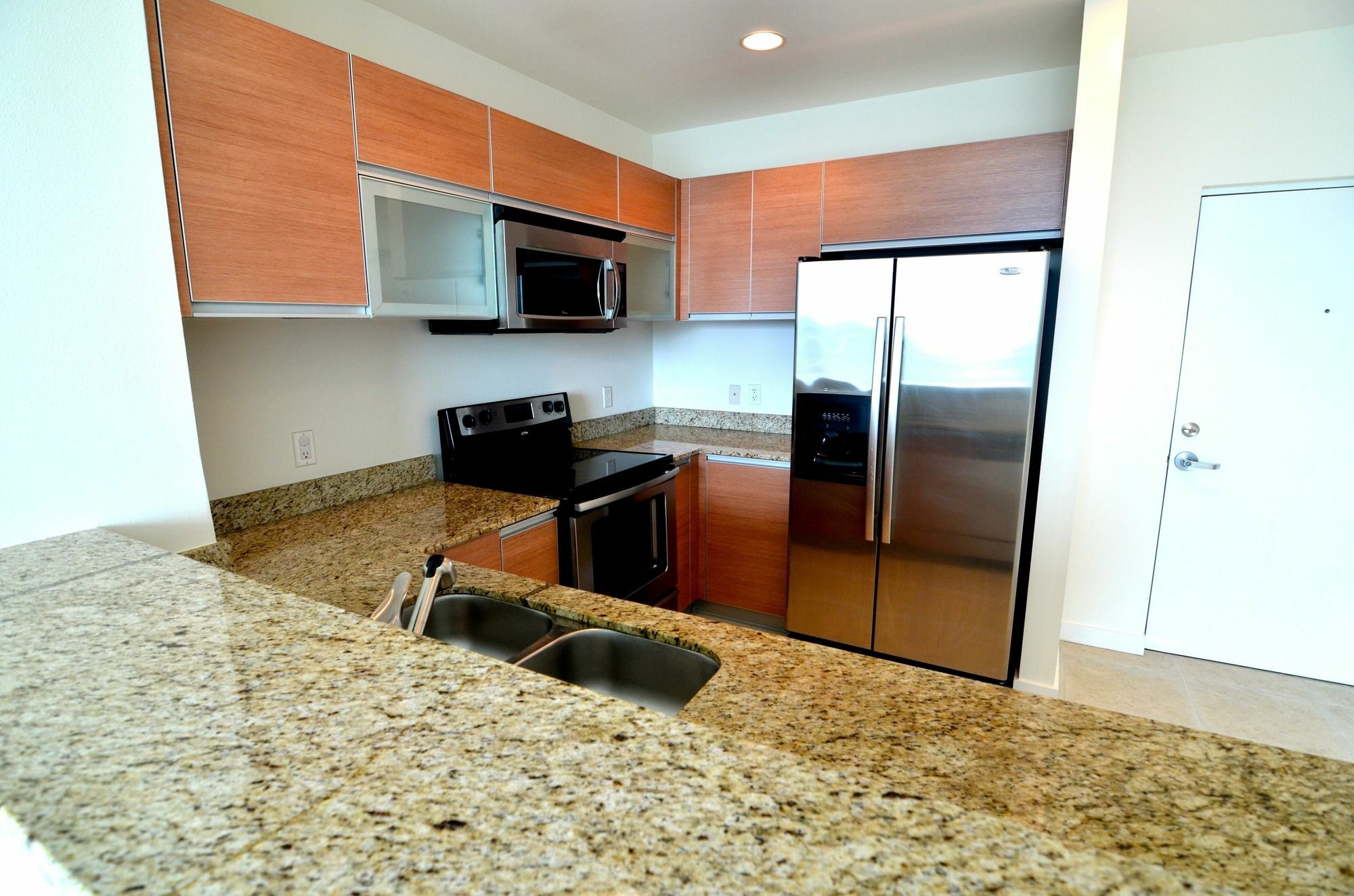 Riviera Luxury Living At River Oaks Marina And Tower Miami Bagian luar foto